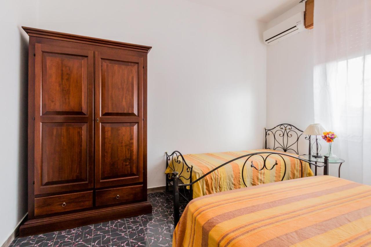 Terre Di Mare Near The Sandy Beach With Pool, Parking & Wifi Fontane Bianche Ngoại thất bức ảnh